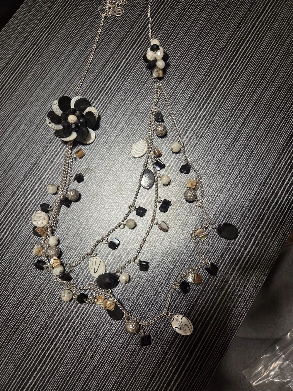 5 Lbs. of Jewelry By Erica Lyons Mixed - Picture 16 of 16